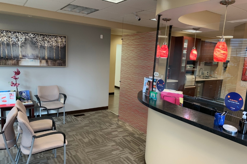 Dentist in 08110